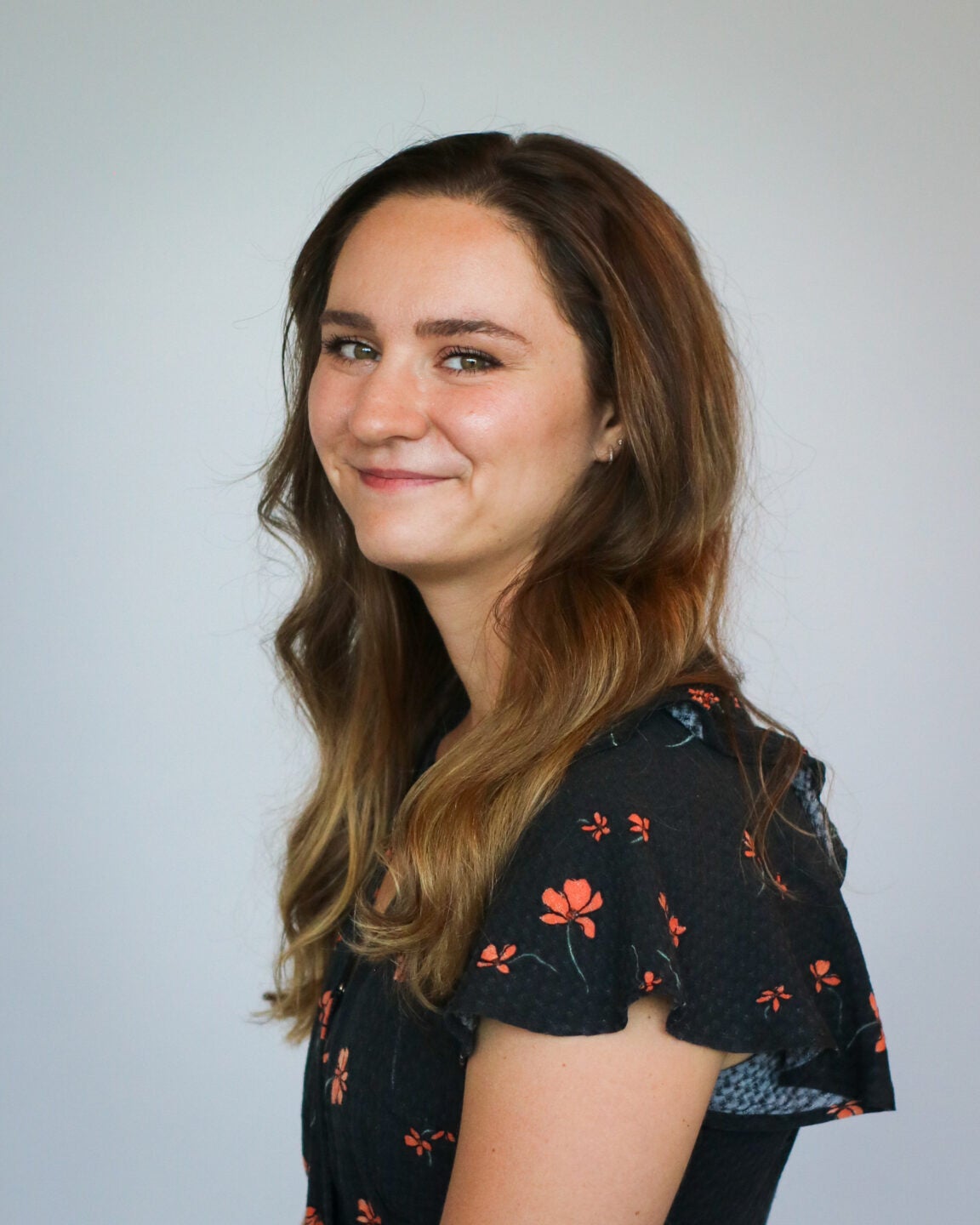 Demi Hoff headshot