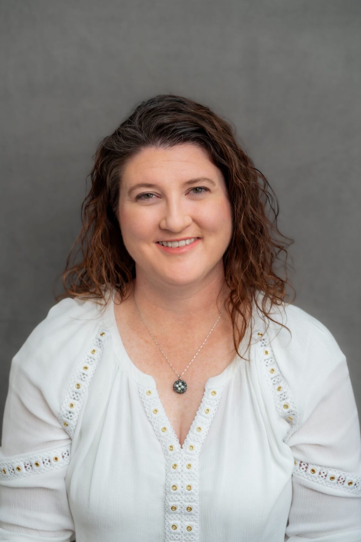 Portrait photo of Gretchen Kunz