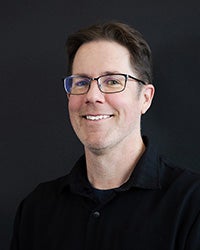 Kevin Feris headshot