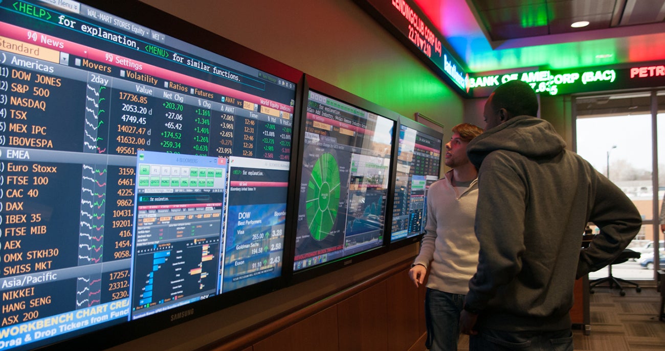 bloomberg terminals in financial trading room