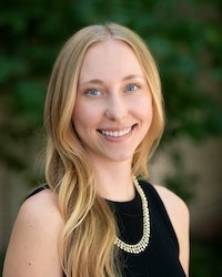 Photo portrait of Becca Titland