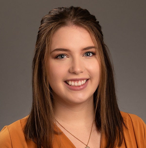 Sara Beck head shot