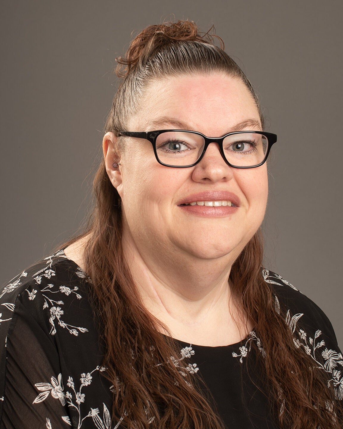 Photo of graduating McNair Scholar Julie Wagner