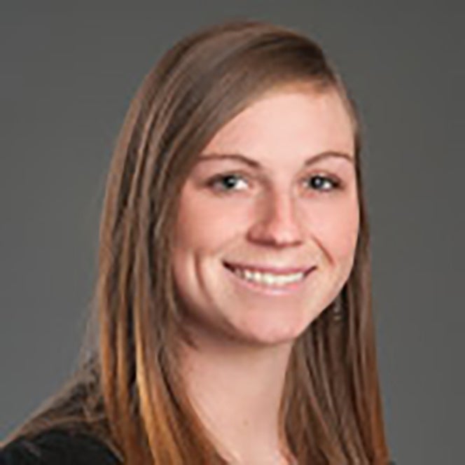 Holly Levin headshot