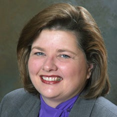 Peggy Farnworth headshot