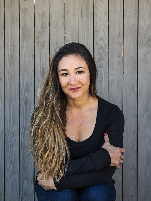 Kim Cross headshot