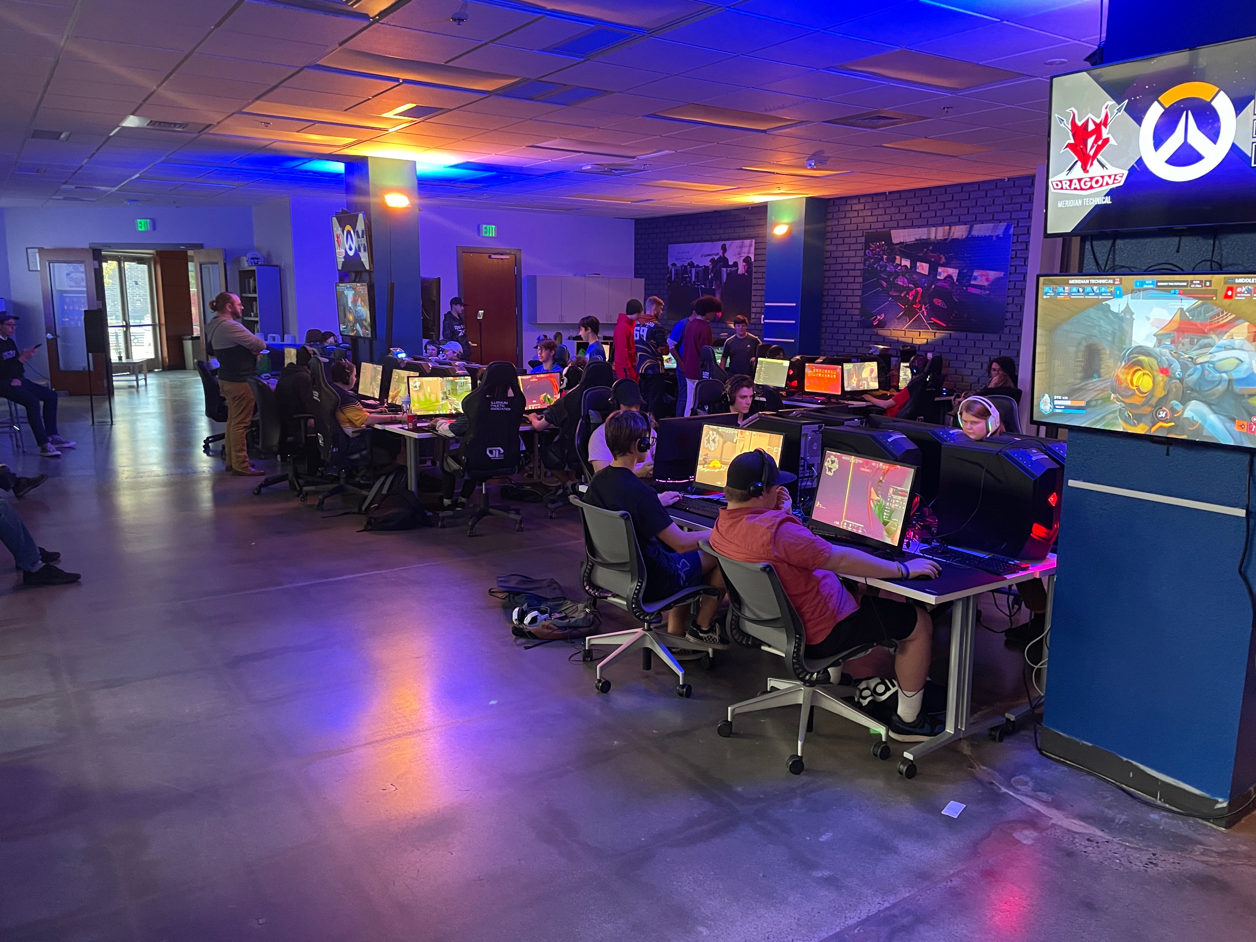 High School players compete in the Boise State Esports Battleground.