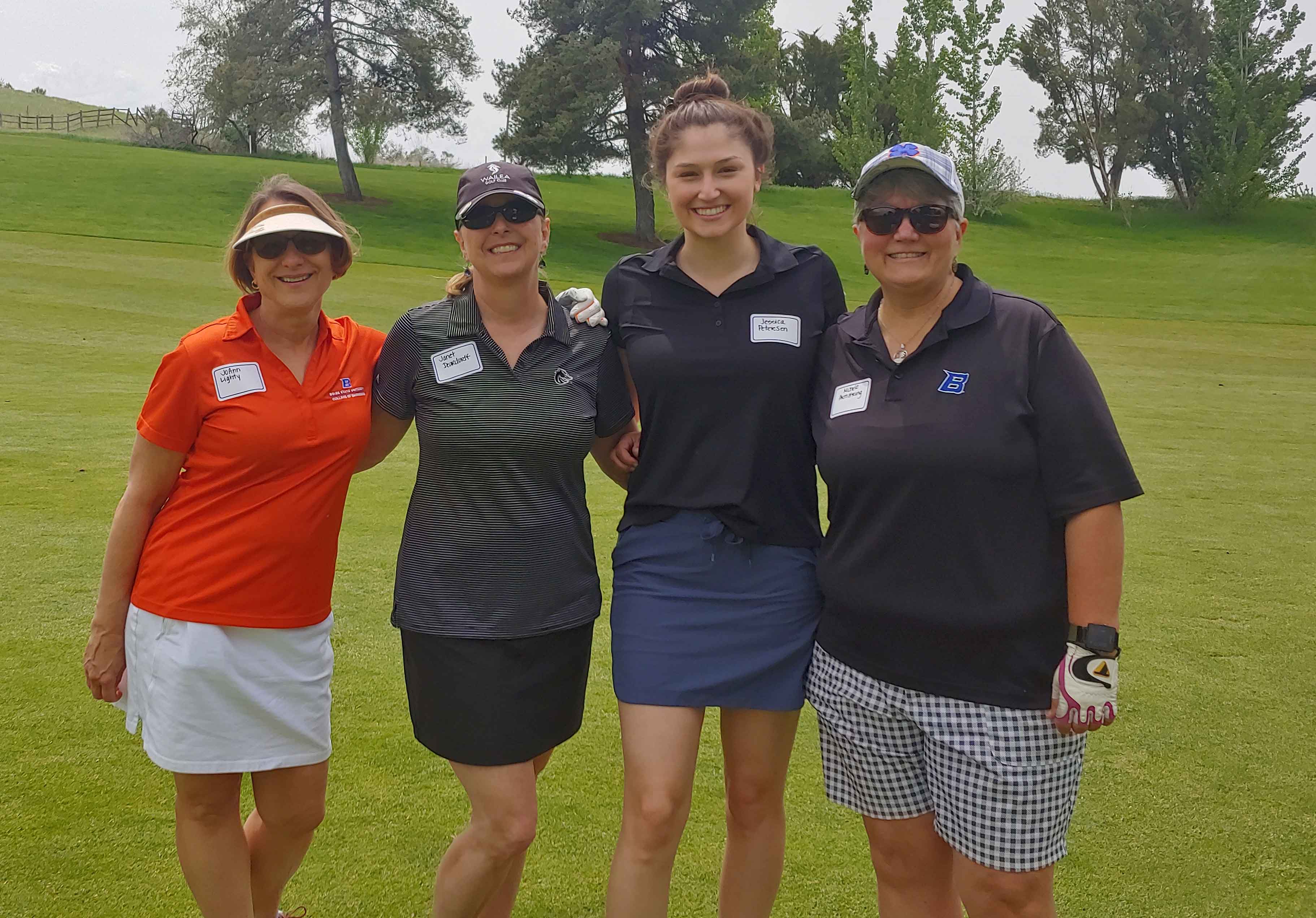 Boise state female golfers at tournament