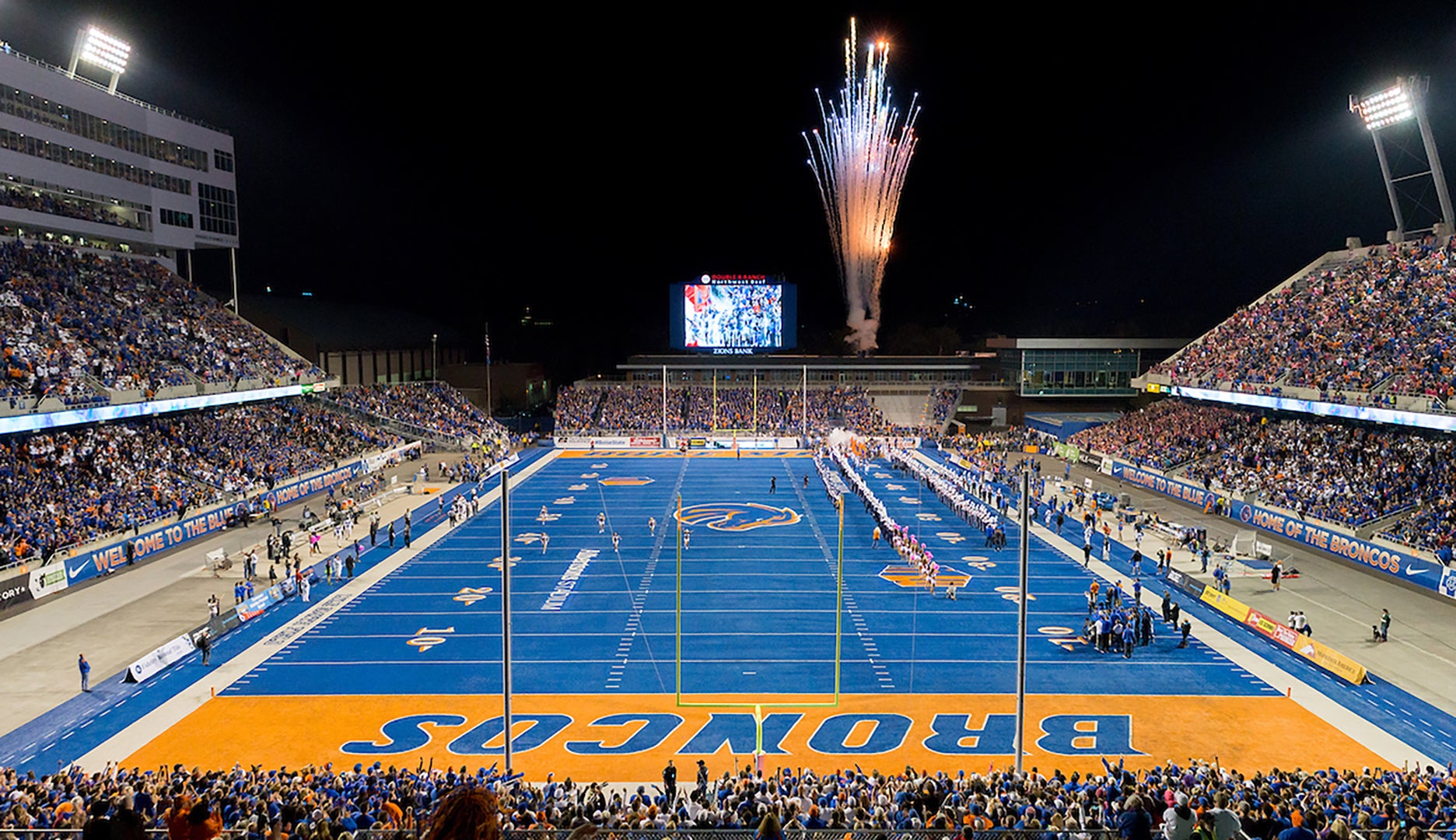 Boise State Football, vs Hawaii, Albertsons Stadium, Brian Angers Photos