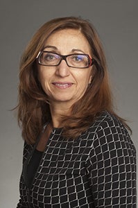 Claudia Peralta headshot