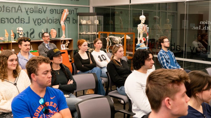 Students visit the anatomy lab.