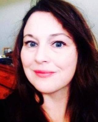 Cari Markham LinkedIn Photo