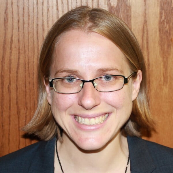 Dr. Elisabeth Adams