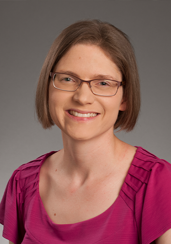 Dr. Leslie Moreau headshot