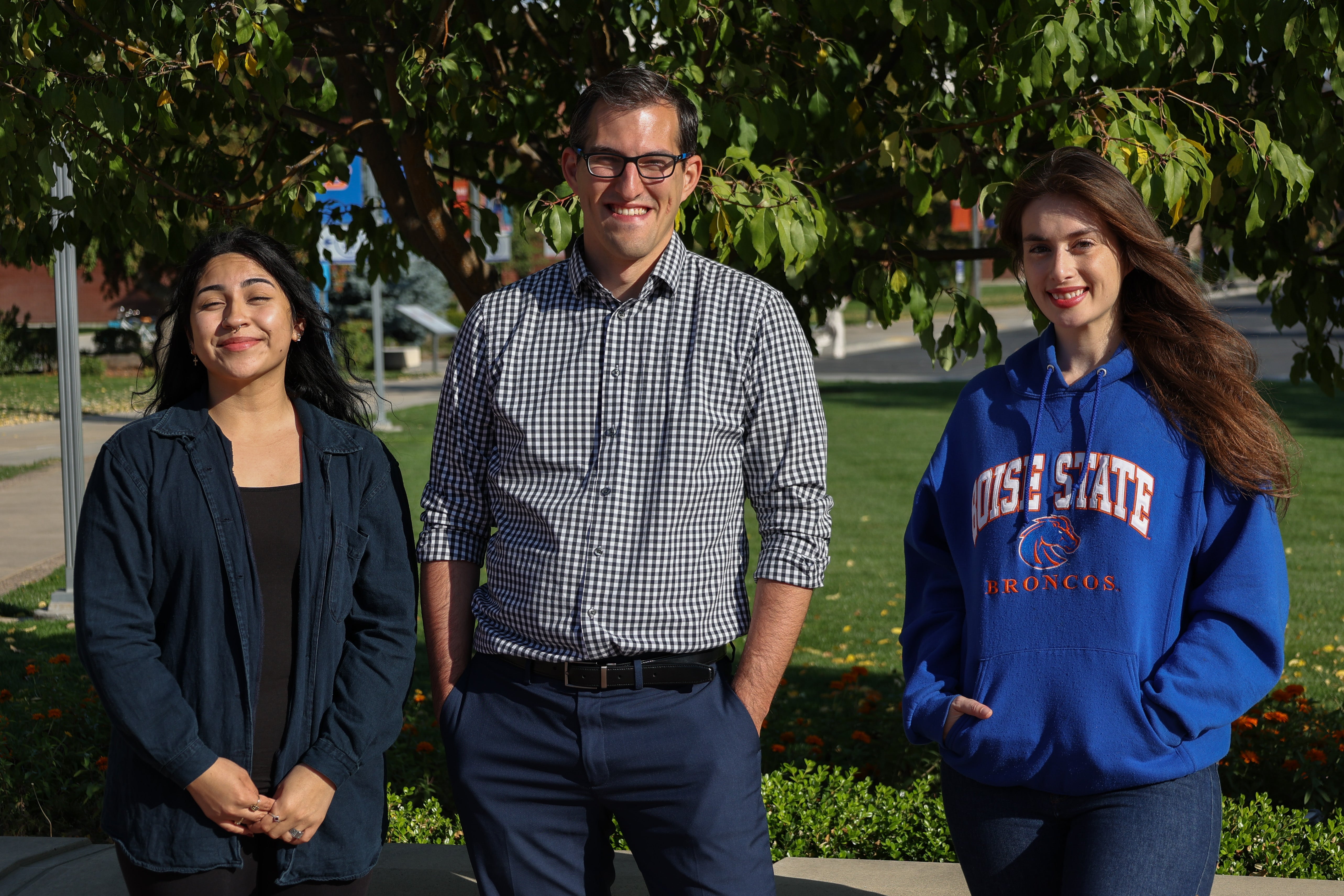 (Left to right) Boise State student Stacey Pedraza, Nico Diaz, senior student initiatives coordinator with the Institute for Inclusive and Transformative Scholarship, and Boise State student Melissa Ogle, are part of the 124 undergraduate researchers and 75 campus representatives from across the nation who will comprise the inaugural class of the Students Transforming Through Research Advocacy Program. The six-month program aims to develop the selectees' research communication and advocacy skills.
