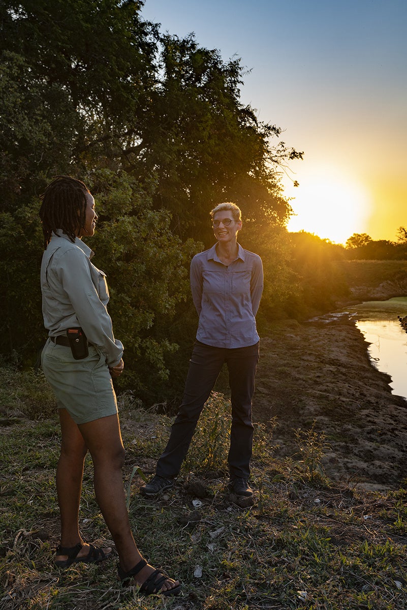 DR Tromp talks with a park ranger