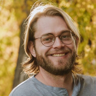 Photo portrait of Steven Hyde