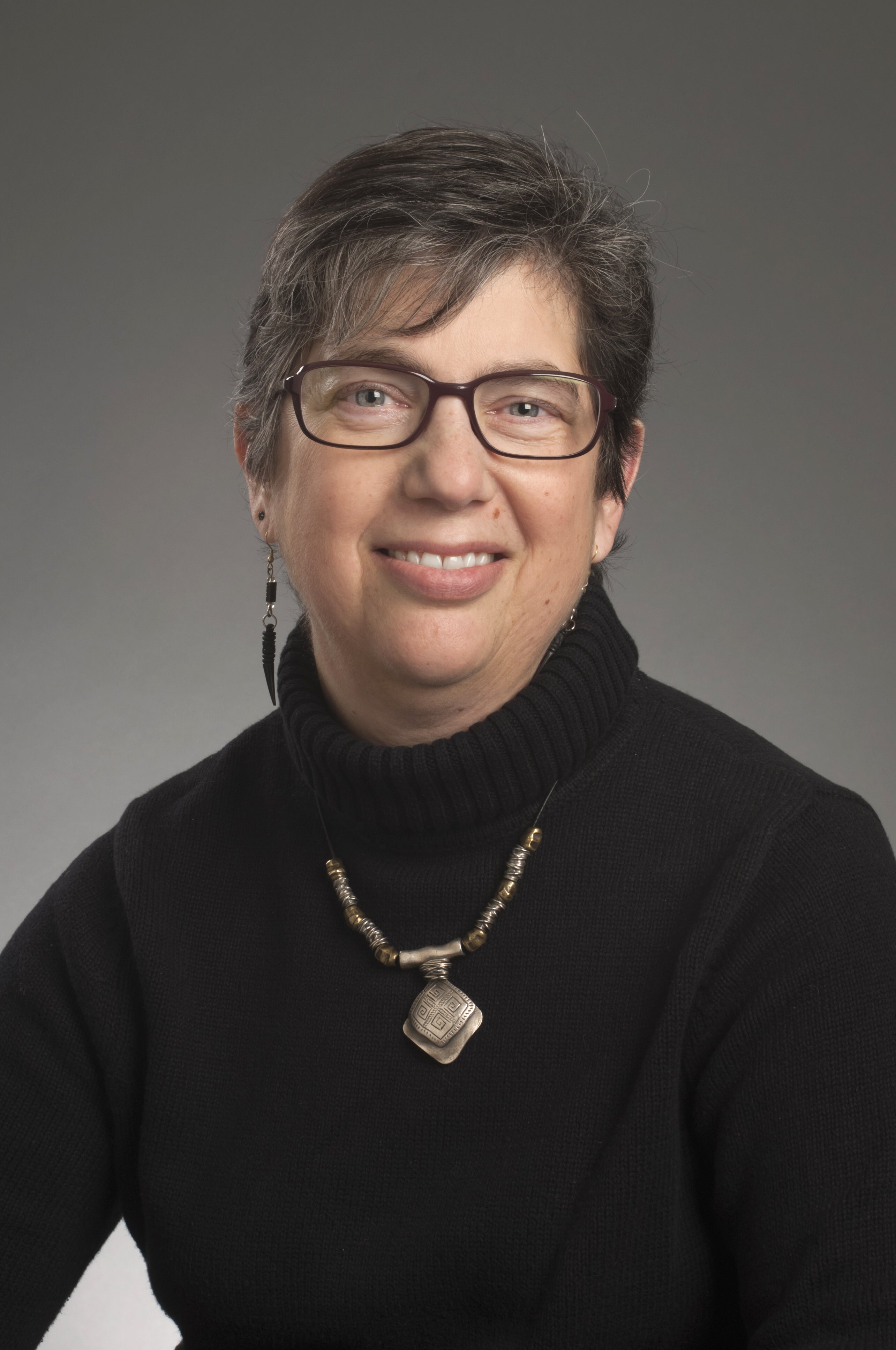 Photo of Donna Llewellyn