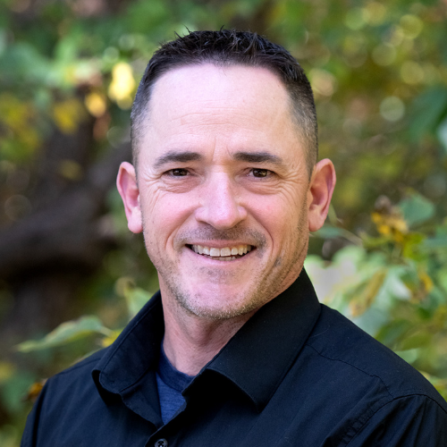 Kirk Ketelsen headshot