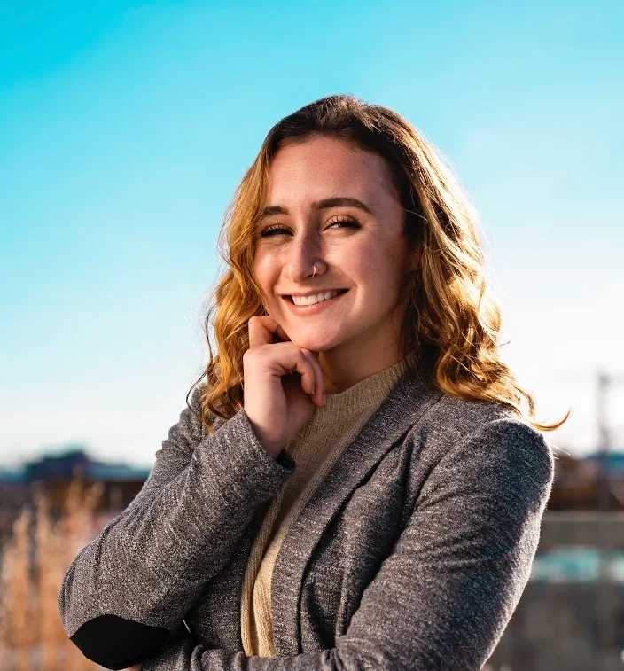 Maggi Szeles headshot