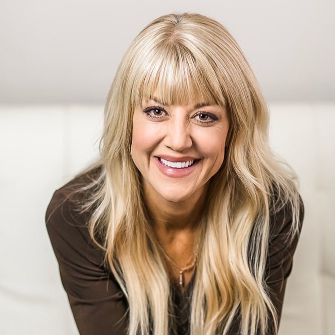 Genny Heikka headshot