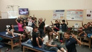 Hosei Students in Ankle Taping Lab