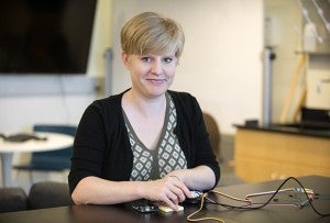 Megan Maksimowicz in lab