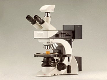 The Leica DM2500 Compound Microscope