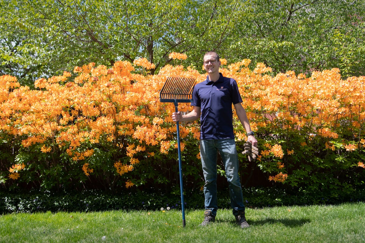 Landscape worker
